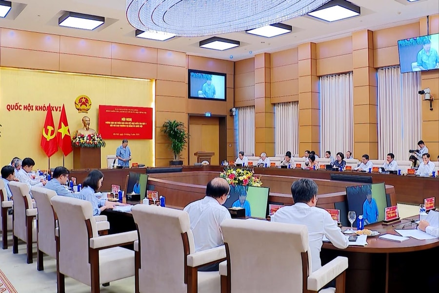 Tập trung phát hiện và tháo gỡ hết những điểm nghẽn về thể chế
