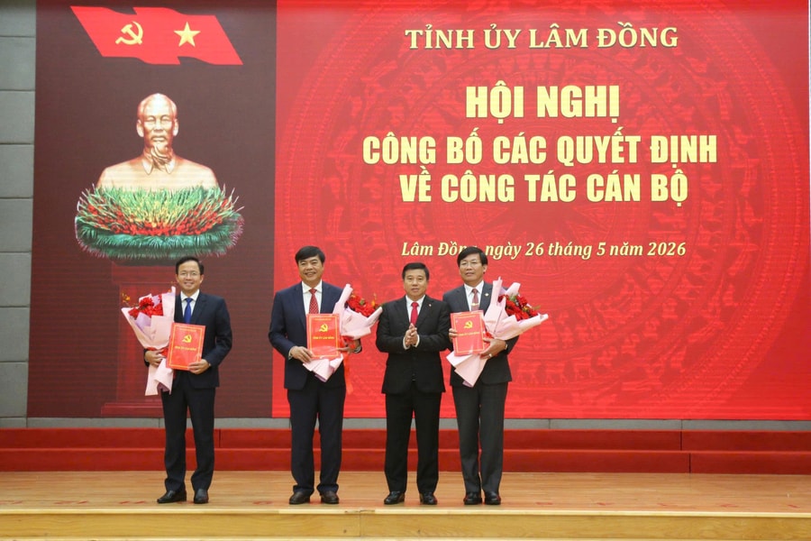 Lâm Đồng điều động, bổ nhiệm 10 cán bộ lãnh đạo chủ chốt