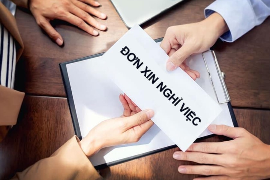 Có bắt buộc phải nộp đơn bằng văn bản khi muốn nghỉ việc hay không?