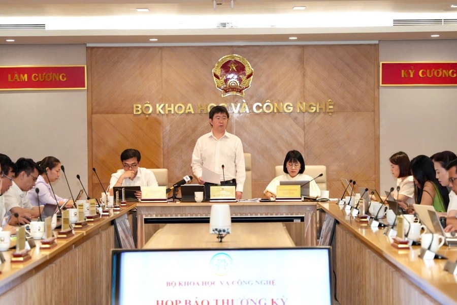 Hoàn thiện thể chế, chính sách trong các lĩnh vực khoa học công nghệ