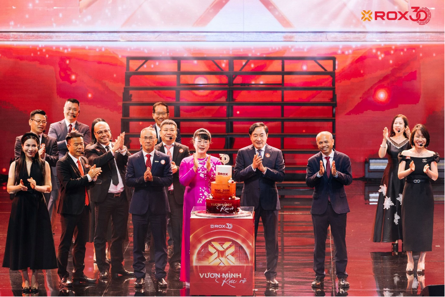 ROX Group vươn mình rực rỡ cùng chuyển động của đất nước