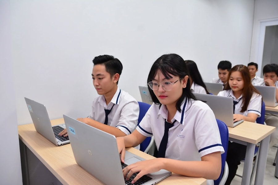 Bộ GD-ĐT: Lần đầu tiên ban hành Điều lệ trường trung học nghề