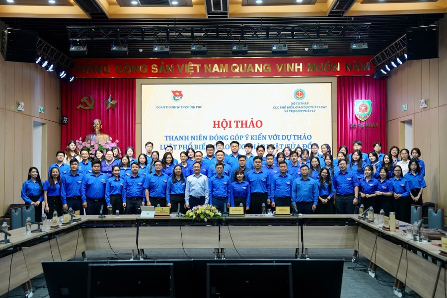 Thanh niên đóng góp ý kiến với dự thảo Luật Phổ biến, giáo dục pháp luật (sửa đổi)