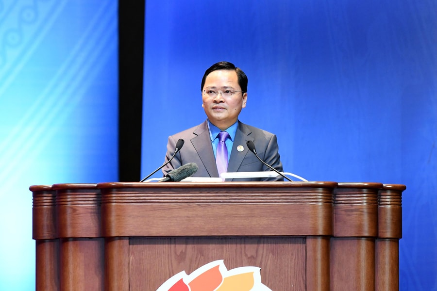 Xây dựng lực lượng sản xuất mới, nâng cao năng suất lao động, góp phần xây dựng đất nước hòa bình, độc lập, dân chủ, giàu mạnh, phồn vinh, văn minh, hạnh phúc