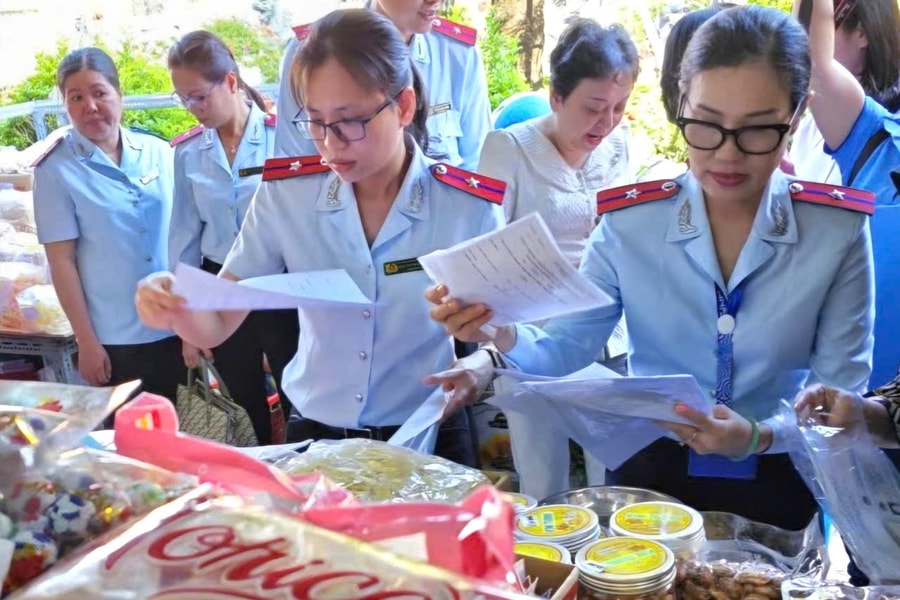 TP. Hồ Chí Minh: Kiểm tra các cơ sở kinh doanh dịch vụ ăn uống