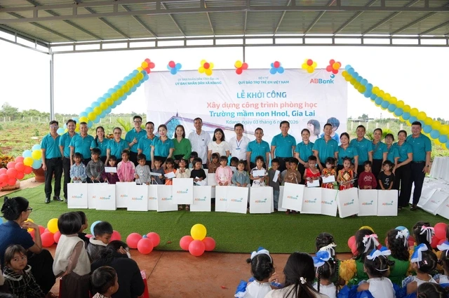 ABBank xây dựng “lớp học hạnh phúc” cho trẻ em Gia Lai
