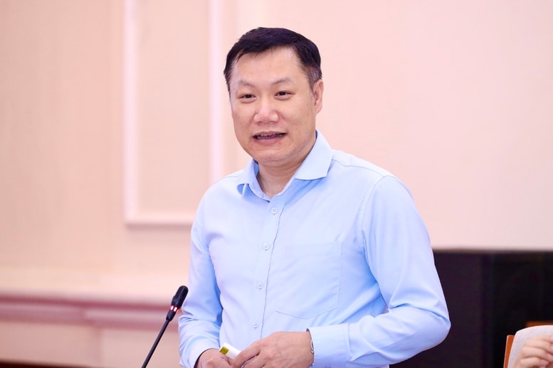 "Liên thông ngược" từ đại học xuống cao đẳng, trung cấp: Bộ GD-ĐT nói gì?
