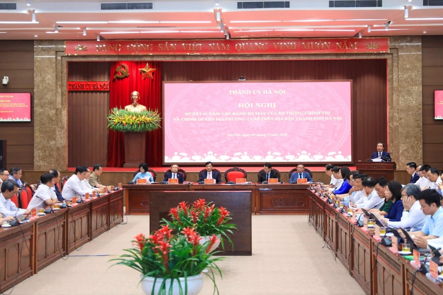 Xây dựng mô hình chính quyền địa phương hai cấp theo hướng gần dân, sát dân