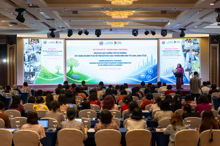 Tháo gỡ rào cản để các nhà khoa học nữ biến nghiên cứu thành động lực tăng trưởng