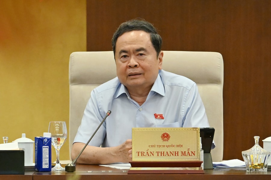 Chủ tịch Quốc hội Trần Thanh Mẫn ký ban hành các Nghị quyết về chương trình lập pháp và nhân sự