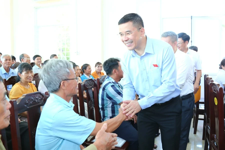 Cử tri đề nghị hoàn thiện hạ tầng tái định cư từ nguồn vốn theo Nghị quyết 37 của Quốc hội