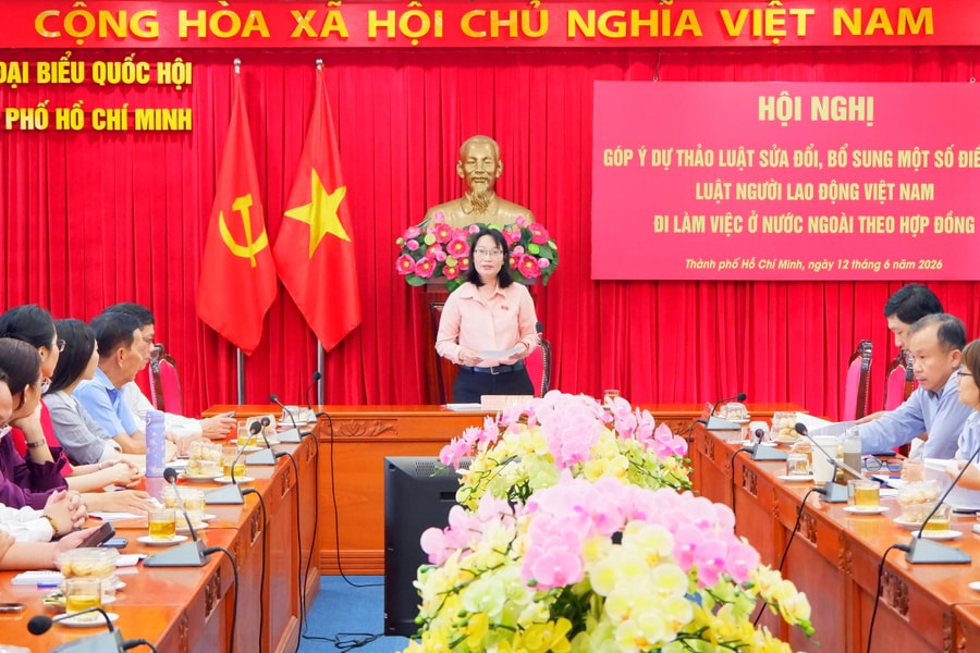 Hoàn thiện pháp lý để bảo vệ quyền lợi người lao động và doanh nghiệp