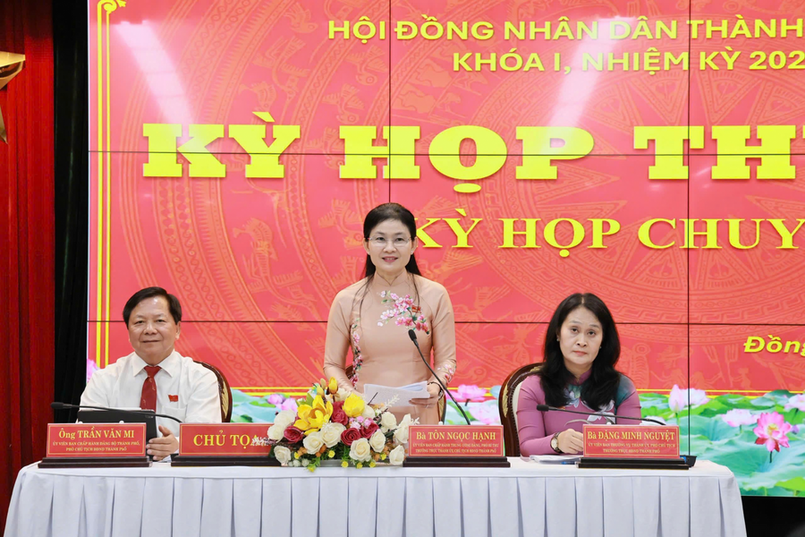 Bài 1: Kiến tạo phát triển, khơi thông nguồn lực bứt phá