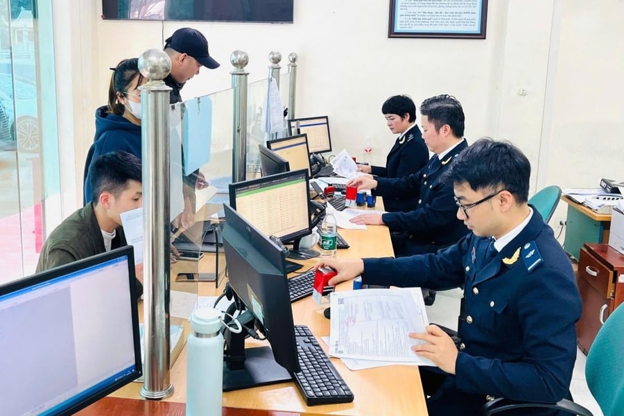 Chuyển từ tư duy “quản lý” sang “phục vụ”