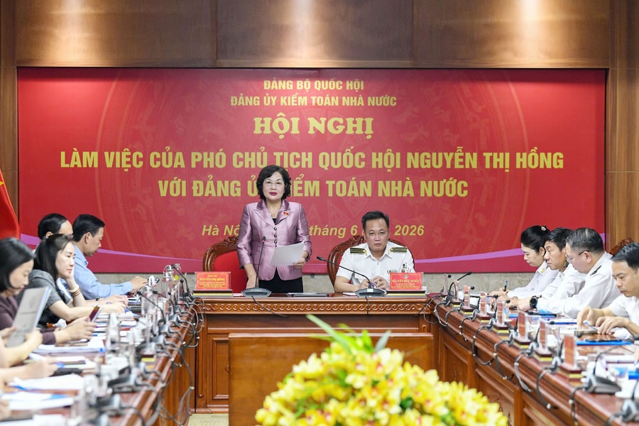 Phó Chủ tịch Quốc hội Nguyễn Thị Hồng làm việc với Đảng ủy Kiểm toán Nhà nước