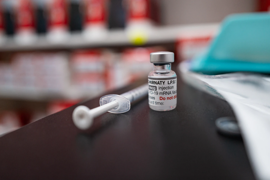 Nghiên cứu mới: Vaccine Covid-19 giúp giảm mạnh nguy cơ nhồi máu cơ tim và đột quỵ