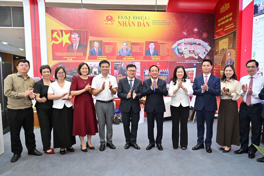 Ấn tượng gian trưng bày “Báo chí Quốc hội với kỷ nguyên mới"