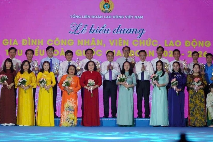 Xây dựng gia đình công nhân hạnh phúc, tiến bộ và bền vững