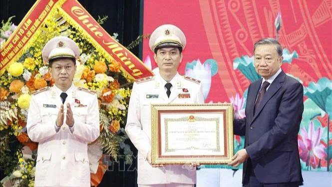 Học viện An ninh nhân dân đón nhận danh hiệu Anh hùng lực lượng vũ trang nhân dân lần thứ 3