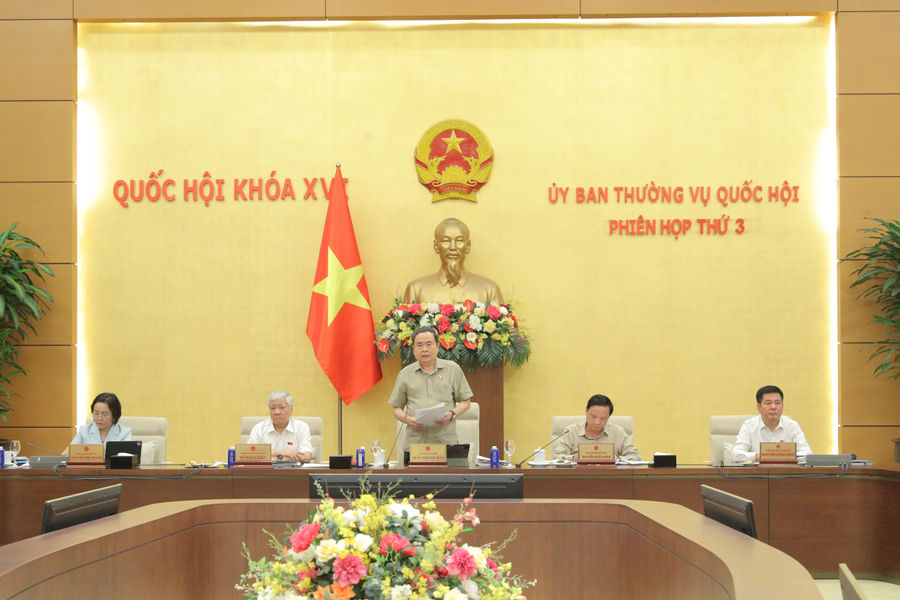 Chấm điểm công tác xây dựng pháp luật