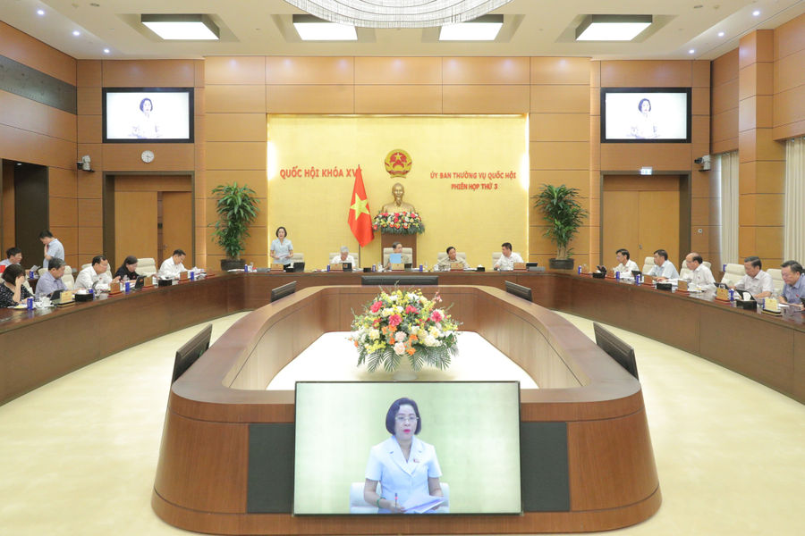 Thông qua Nghị quyết về đánh giá, xếp loại chất lượng đối với Vụ chuyên môn