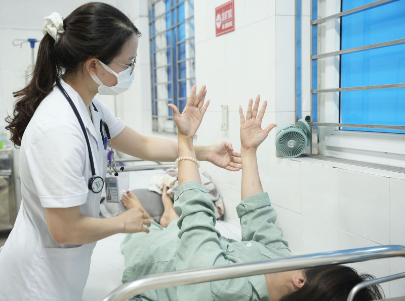 Đột ngột ngất khi đang làm việc, cô gái trẻ 27 tuổi phát hiện bị đột quỵ não
