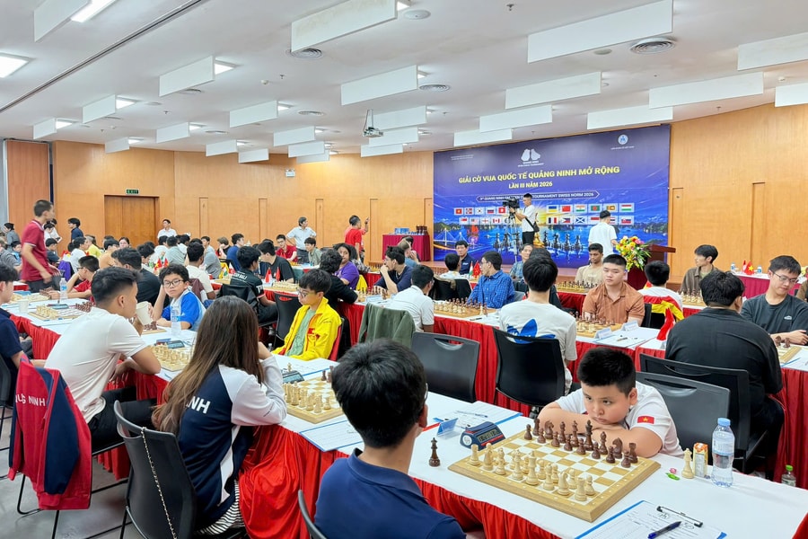 Hơn 140 kỳ thủ tham gia Giải Cờ vua quốc tế Quảng Ninh mở rộng lần thứ III