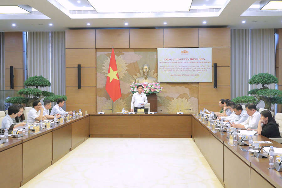 Cần thực hiện tốt vai trò “gác cổng” trong công tác lập pháp