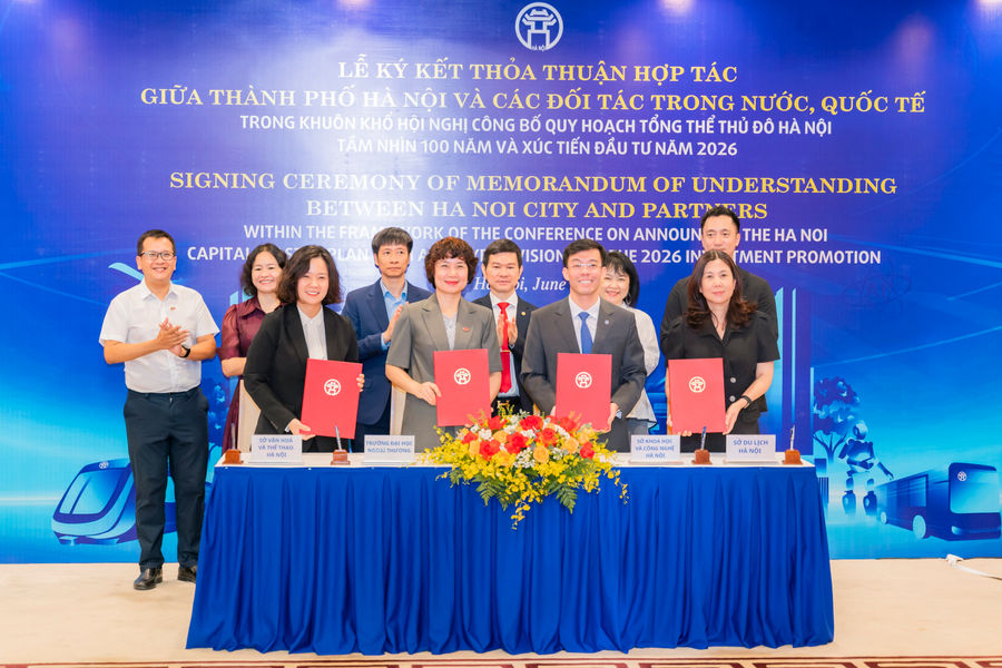 Trường Đại học Ngoại thương ký kết với 3 Sở của UBND TP. Hà Nội về phát triển công nghiệp Văn hóa & Du lịch