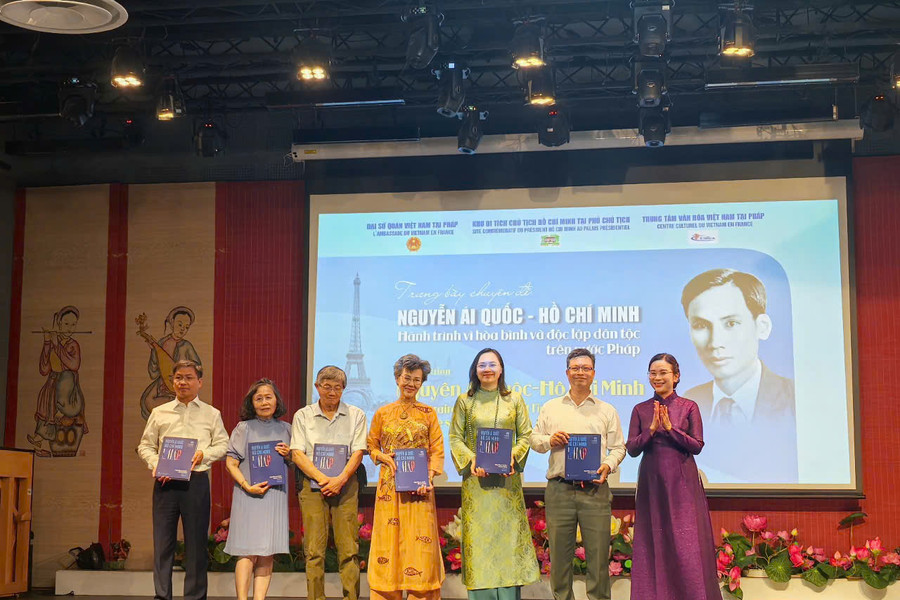 Lan tỏa giá trị di sản Hồ Chí Minh tại Pháp