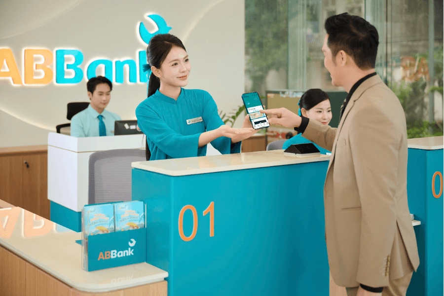 ABBank được vinh danh với hai giải thưởng quốc tế về công nghệ và ngân hàng bán lẻ