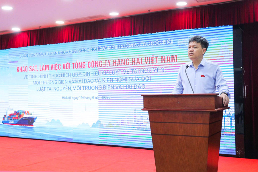 Khơi thông nguồn lực cho phát triển kinh tế biển