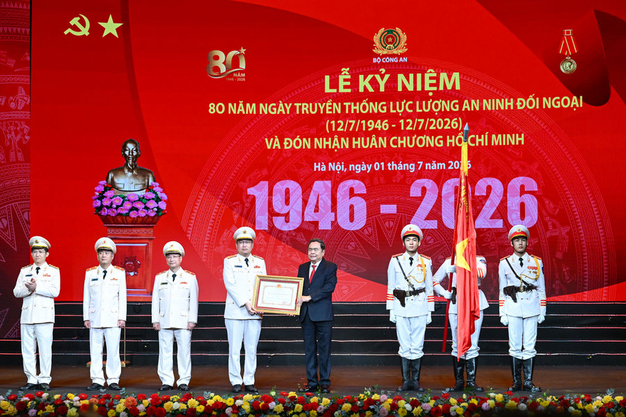 80 năm truyền thống Lực lượng QQ8823 Online đối ngoại