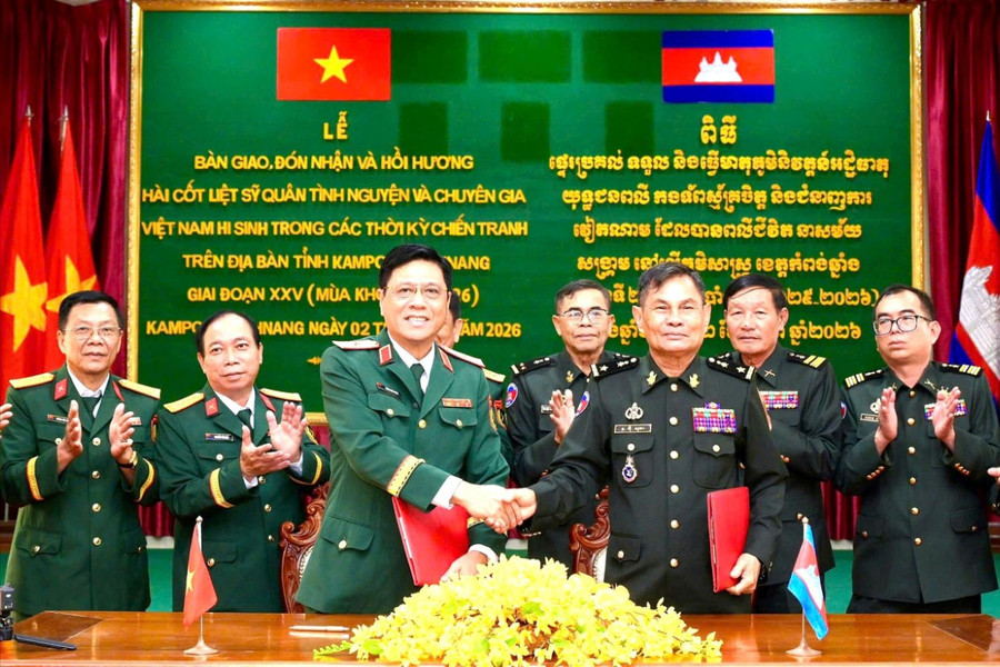 Đưa 12 hài cốt liệt sĩ từ Kampong Chhnang, Vương quốc Campuchia hồi hương