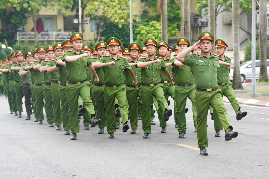 Gần 3.000 chiến sĩ Công an TP. Hà Nội hoàn thành xuất sắc tập huấn Điều lệnh, Võ thuật Công an nhân dân năm 2026