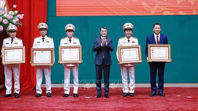 Giữ vững an ninh, trật tự trong tình hình mới