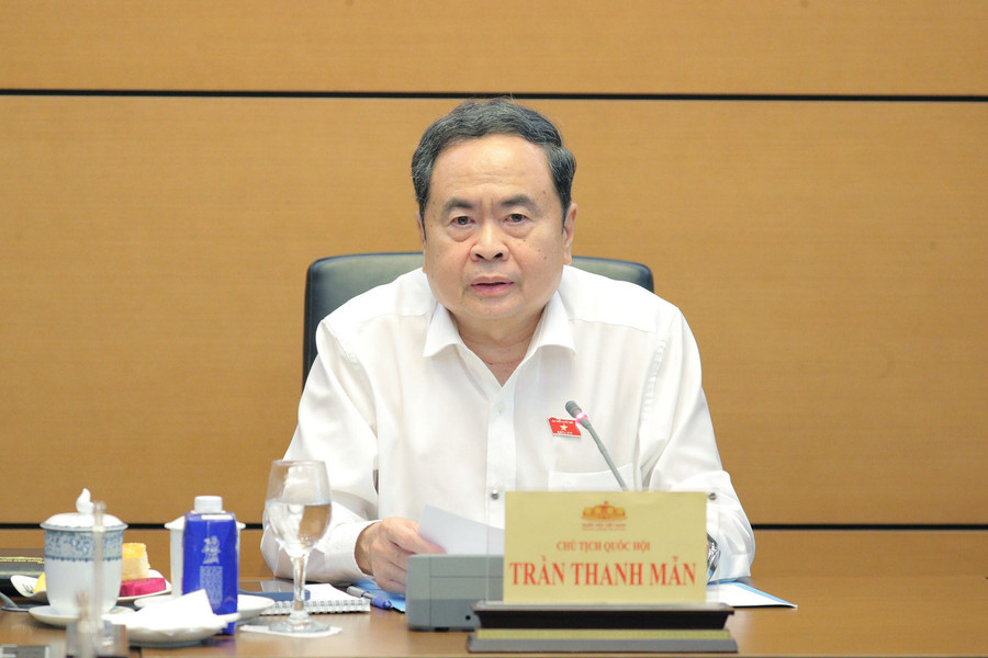 Chủ tịch Quốc hội Trần Thanh Mẫn ký ban hành 2 Nghị quyết điều chỉnh chương trình lập pháp