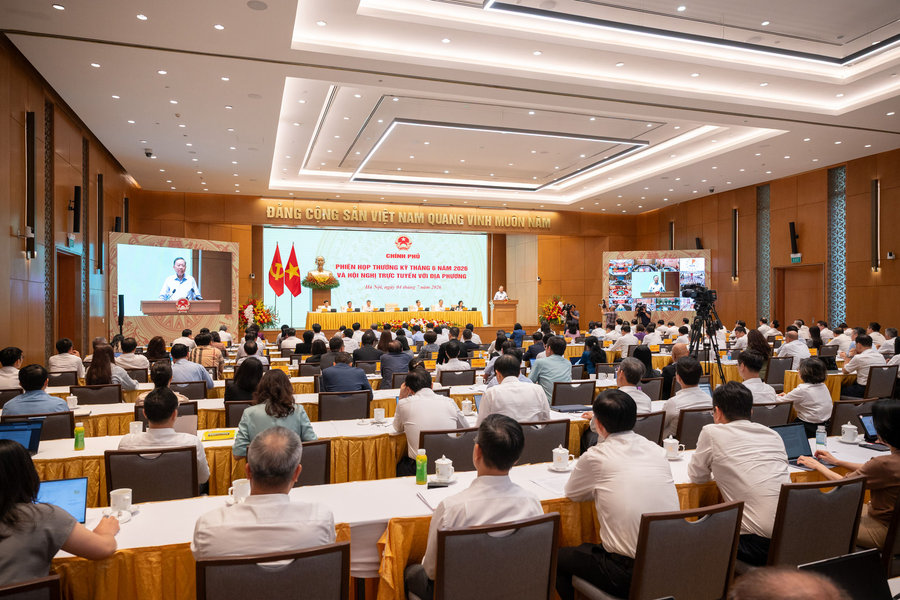 Tháo gỡ điểm nghẽn, tạo bứt phá tăng trưởng trong 6 tháng cuối năm