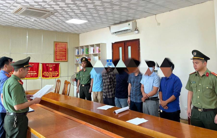 Khởi tố thêm 6 bị can về tội "Làm giả tài liệu của cơ quan, tổ chức, sử dụng tài liệu giả của cơ quan, tổ chức"