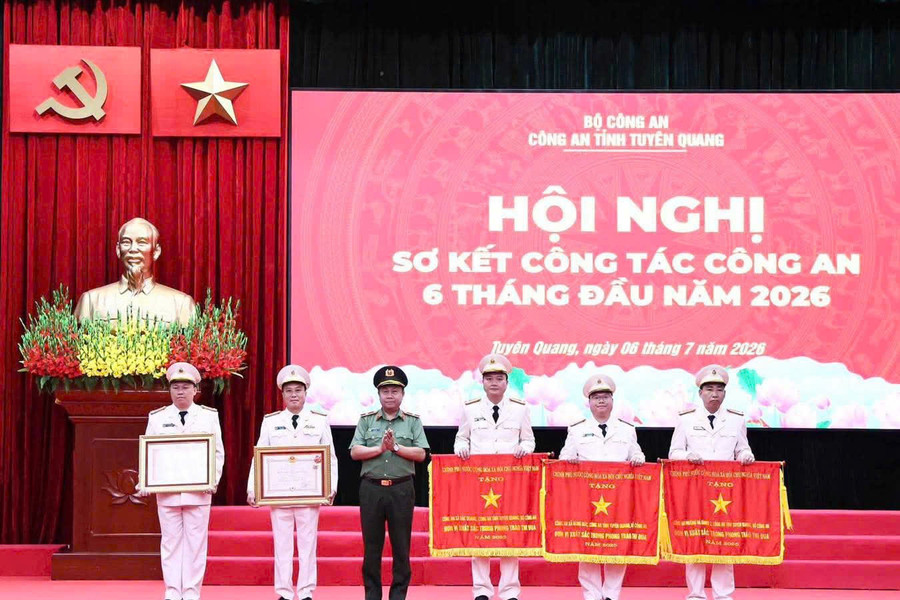 Công an Tỉnh Tuyên Quang: Tiếp tục tham mưu huy động sức mạnh của cả hệ thống chính trị trong công tác đấu tranh phòng, chống tội phạm