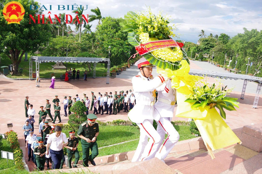 Học viện Quốc phòng tổ chức chuỗi hoạt động tri ân và an sinh xã hội tại Quảng Trị