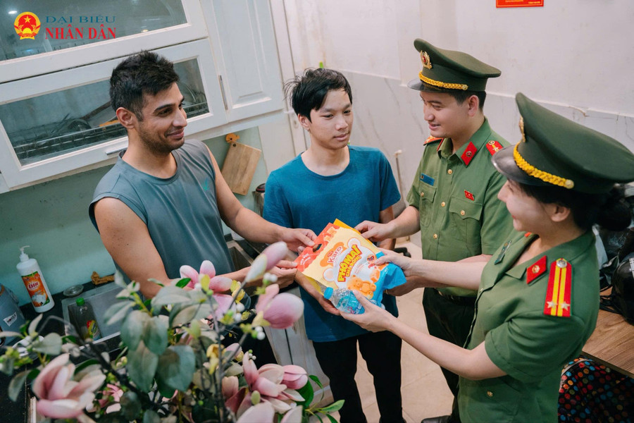 Lan tỏa hiệu quả từ mô hình “Quản lý người nước ngoài 3 nhất”