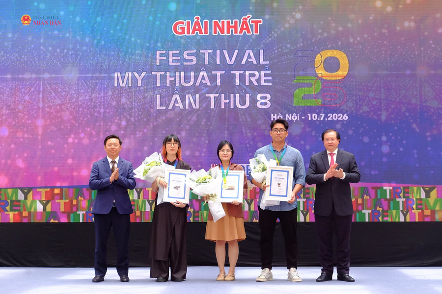 31 tác phẩm nhận giải thưởng Festival Mỹ thuật trẻ lần thứ 8