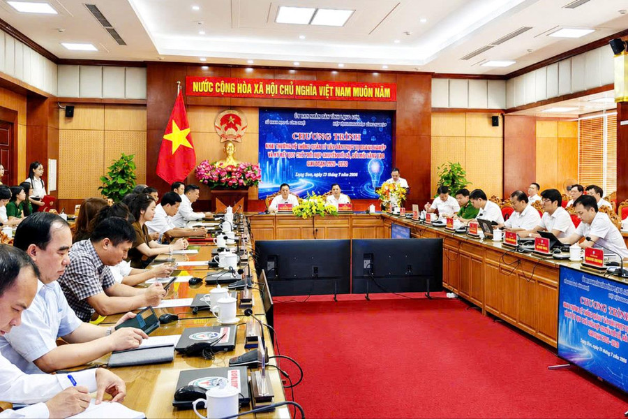 Lạng Sơn khai trương Hệ thống quản lý văn bản phục vụ doanh nghiệp