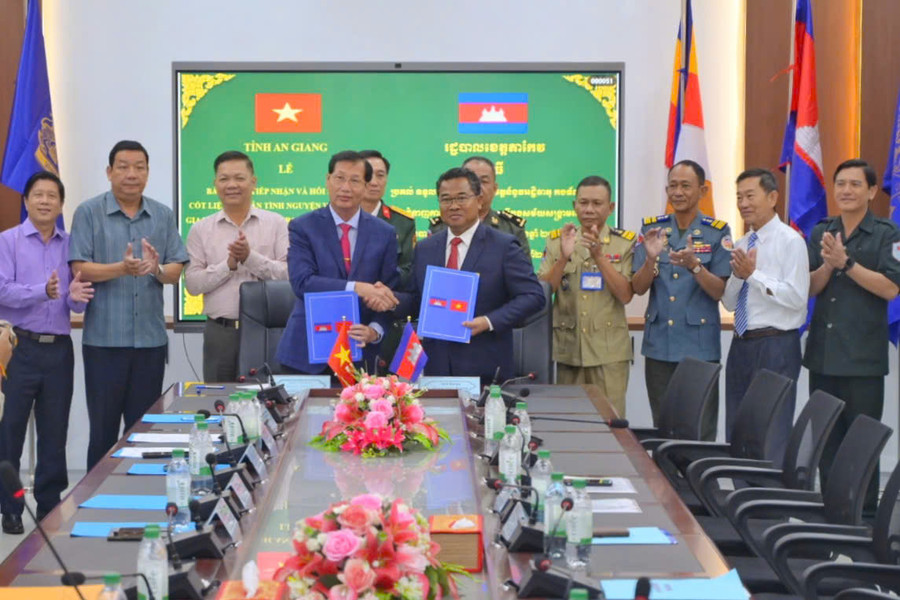 An Giang: Tiếp nhận 14 hài cốt liệt sĩ hy sinh tại Campuchia