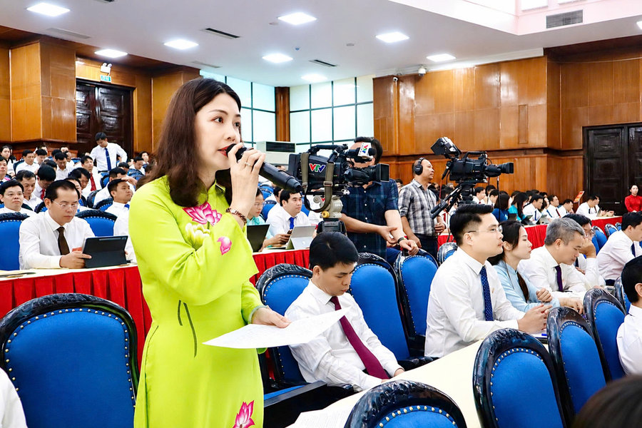 Chất vấn và trả lời chất vấn tại Kỳ họp thứ 4, HĐND tỉnh Thanh Hóa Khóa XIX: Gỡ điểm nghẽn: “trường thiếu phòng, lớp thiếu thầy” của ngành giáo dục