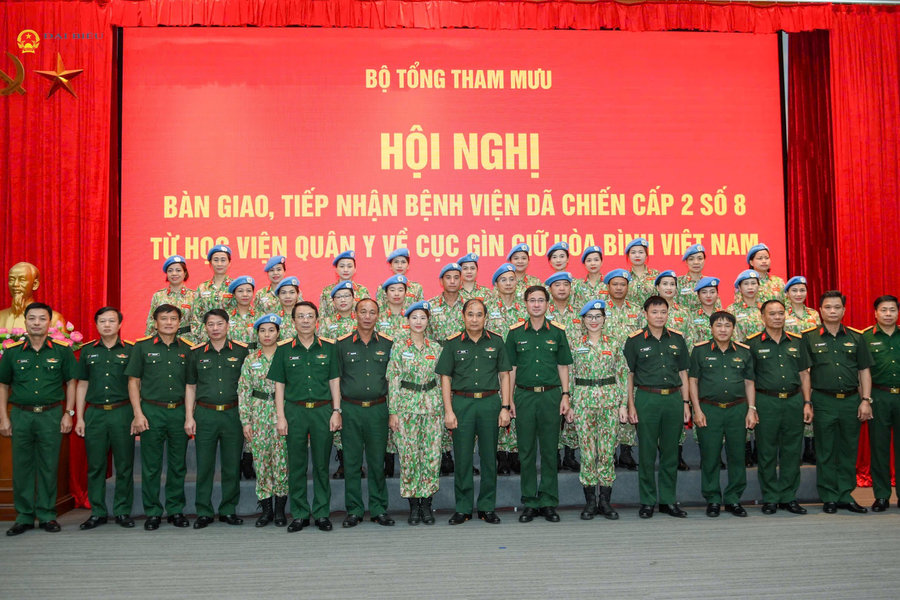 Bàn giao Bệnh viện dã chiến cấp 2 số 8 về Cục Gìn giữ hòa bình Việt Nam