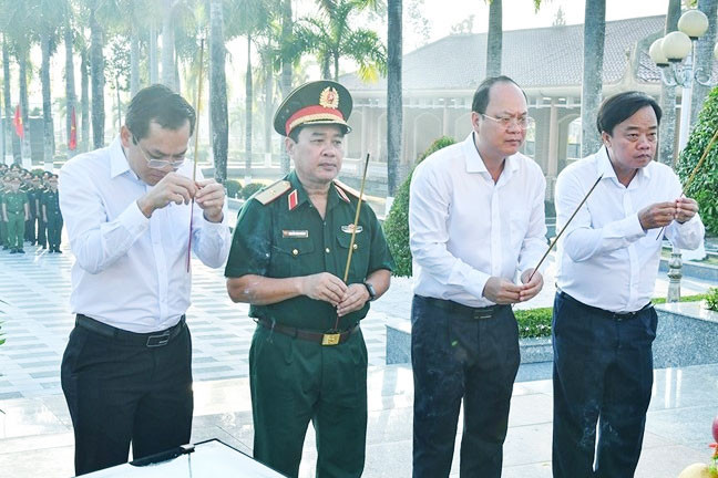 Tìm lại tên cho liệt sĩ