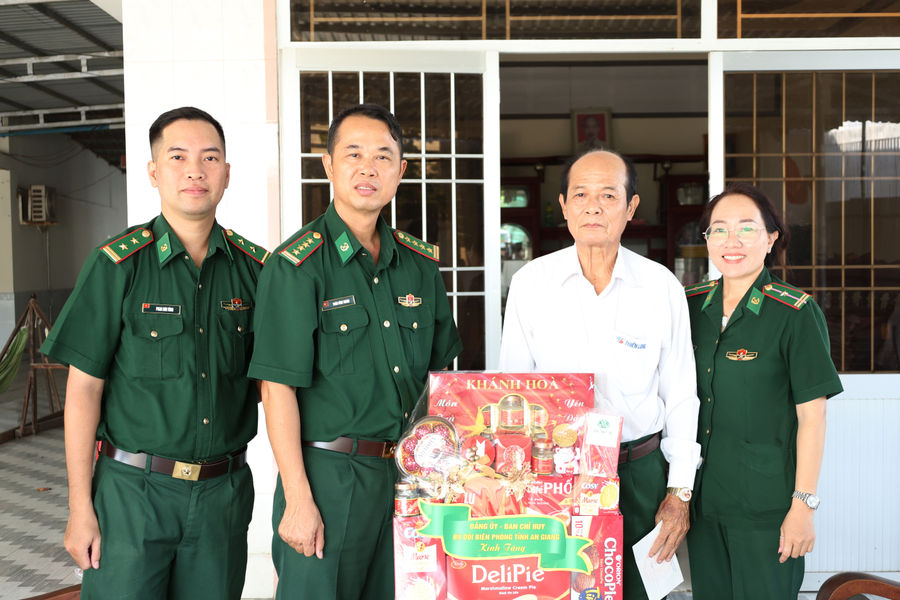 An Giang: Tri ân người có công nhân kỷ niệm 79 năm Ngày Thương binh - Liệt sĩ