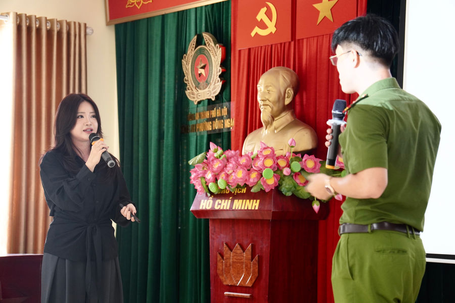 Hà Nội: Công an phường Đông Ngạc nâng cao kỹ năng giao tiếp, ứng xử trong tiếp xúc và phục vụ Nhân dân